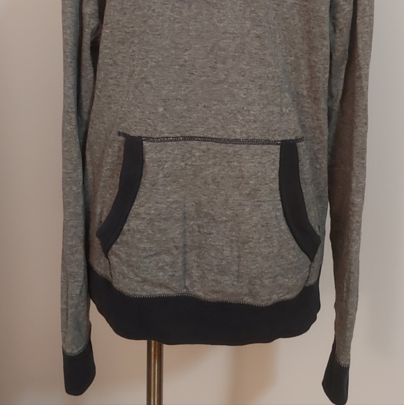 SOLD - Abercrombie & Fitch hoodie 💜 - Picture 2 of 3